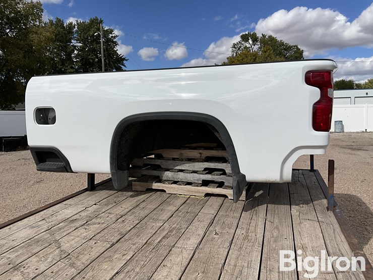 chevrolet-silverado-2500-image-8