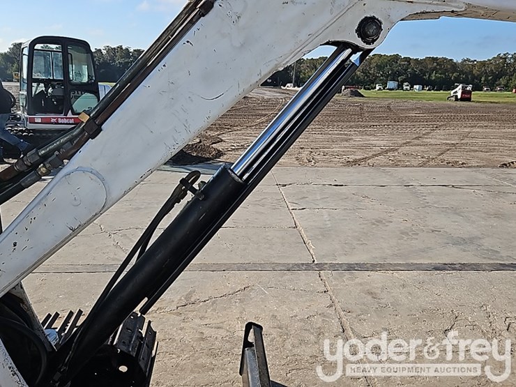 bobcat-331g-image-13