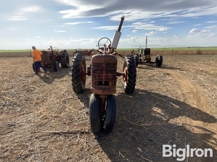 farmal-h-2wd-tractor-image-2