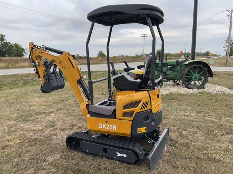 mini-excavator-qk20r-image-3
