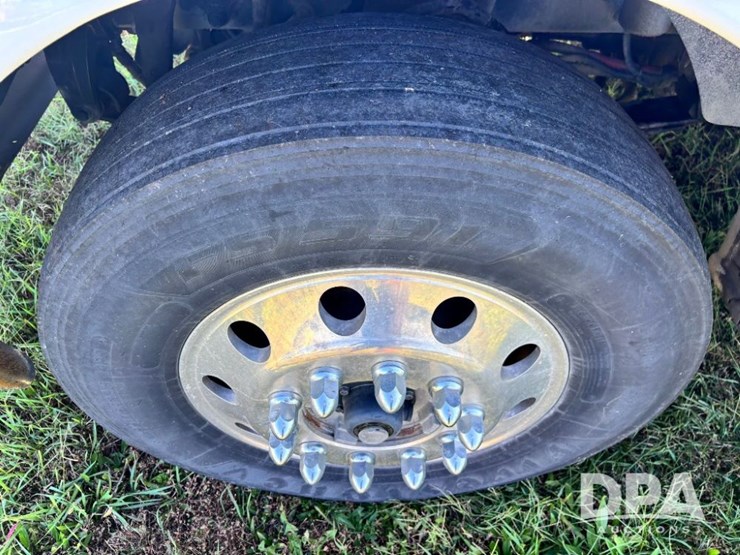 2013-kenworth-t370-image-20