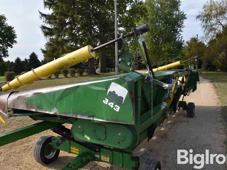 john-deere-843-image-12