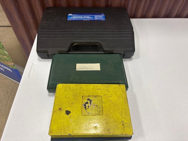 assorted-tools-set-image-1