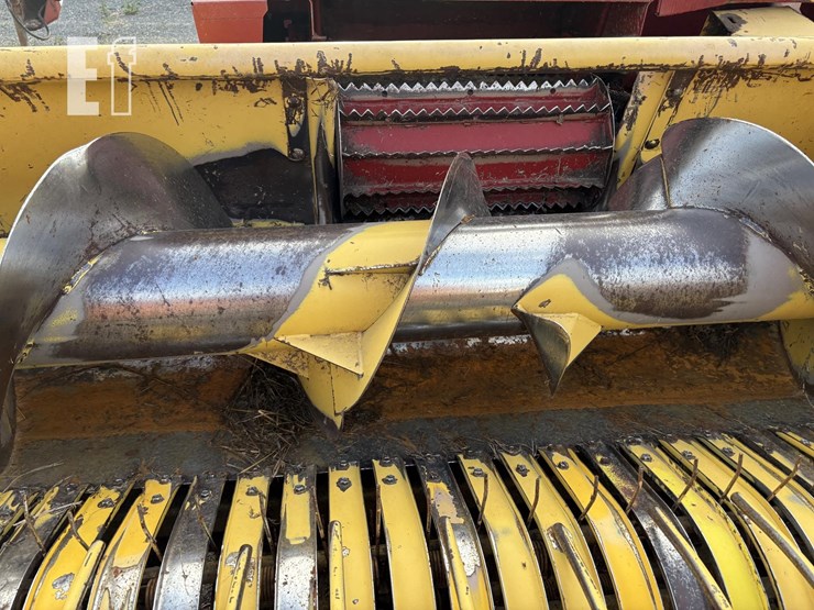 new-holland-900-image-12