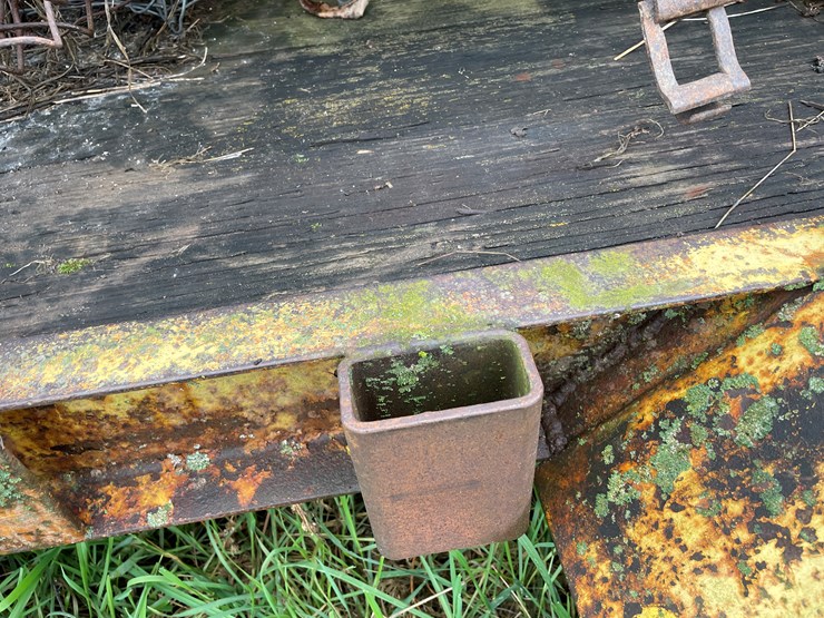 #8106-•-18'-trailer-image-23