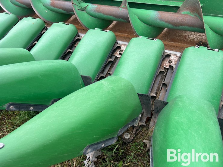 2021-john-deere-c16r-image-18