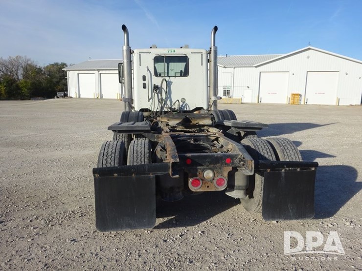 2018-freightliner-coronado-day-cab-glider-truck-(pz13996,-unit-773)-image-23