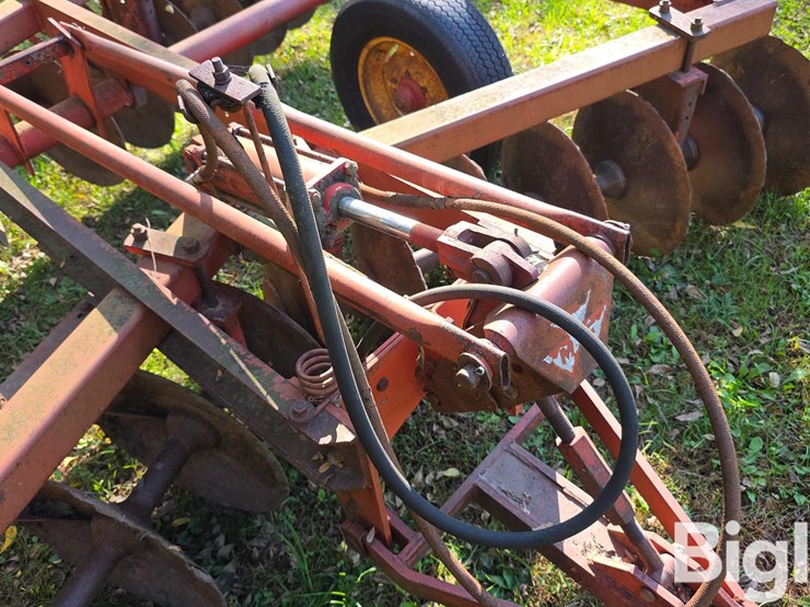 massey-ferguson-52-image-11