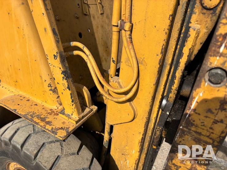 caterpillar-v40c-image-18