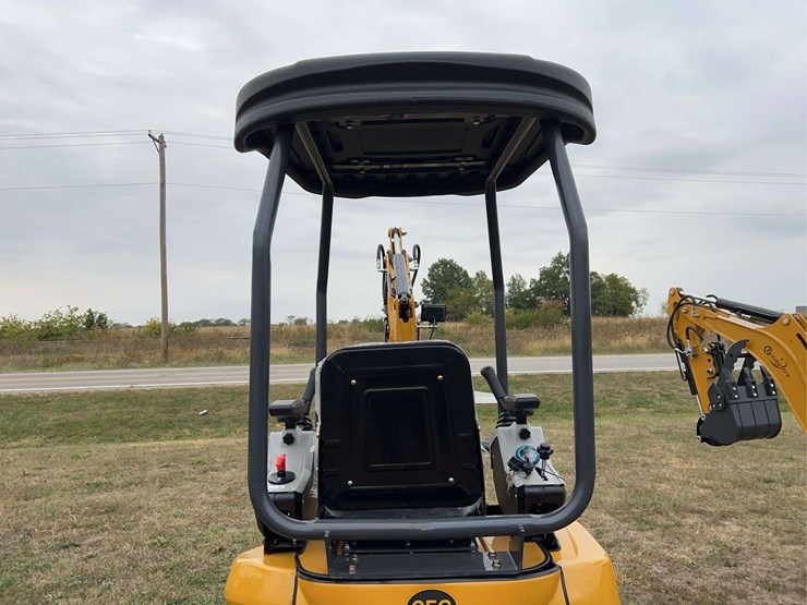 mini-excavator-qk20r-image-20
