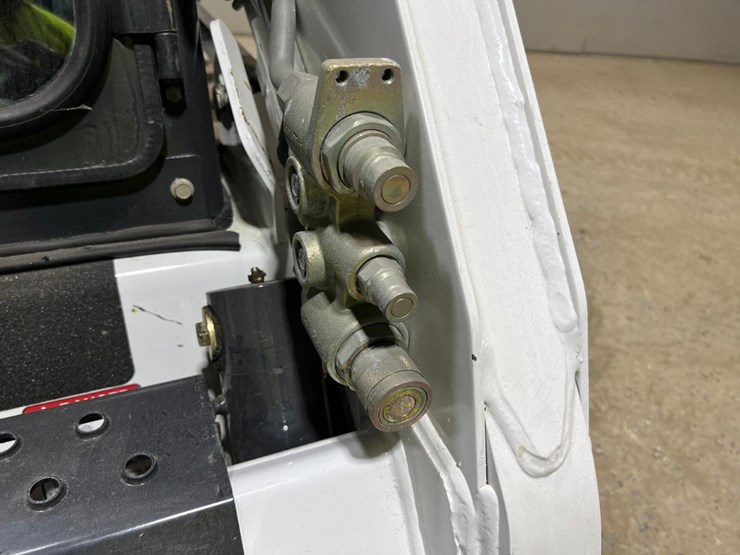 bobcat-s175-image-11