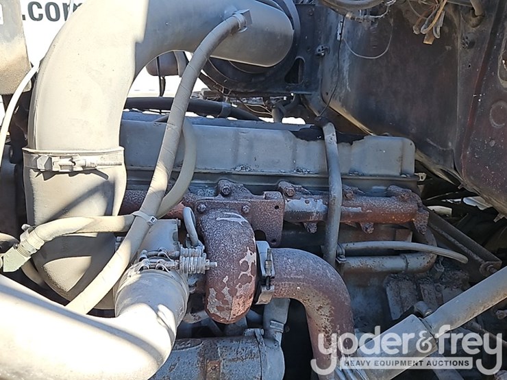 1988-ford-lt8000-image-23