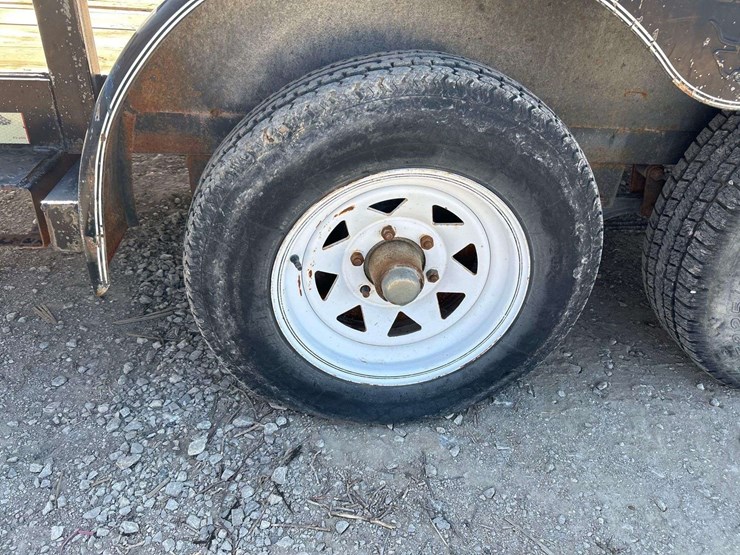 2003-big-tex-10pi-16ft.-t/a-pipe-top-utility-trailer-image-13