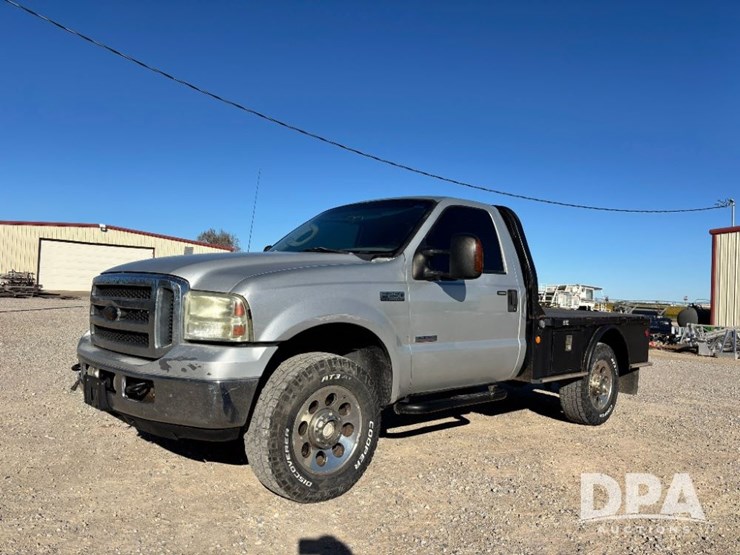 2006-ford-f350-xlt-image-1