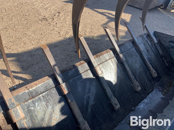 2010-new-holland-td5050-image-16