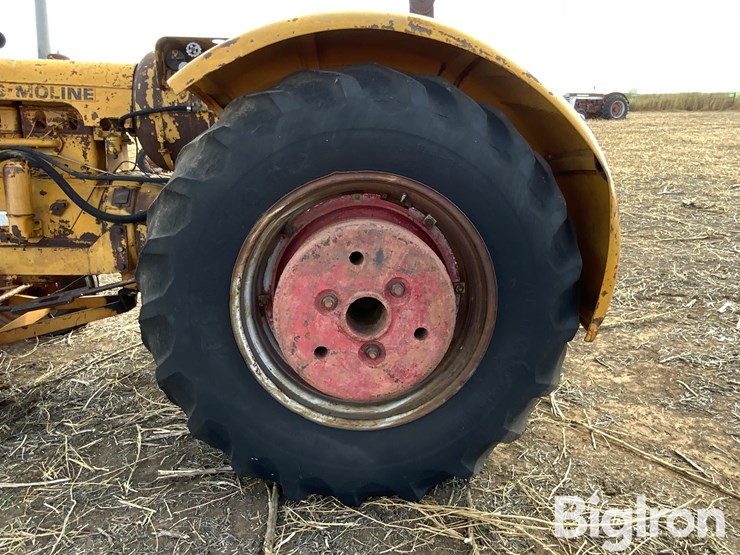 minneapolis-moline-403c-4-2wd-tractor-image-15
