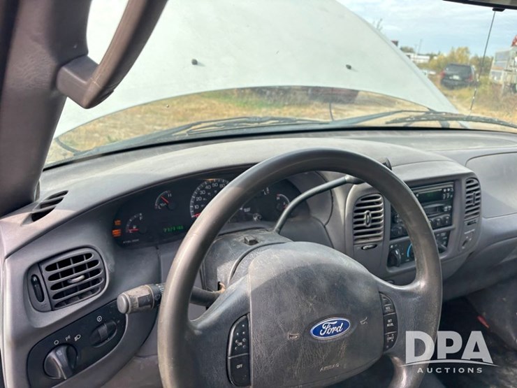 2004-ford-f150-image-48