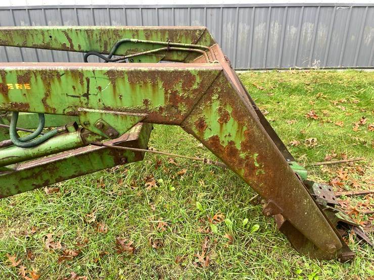 john-deere-35-image-13