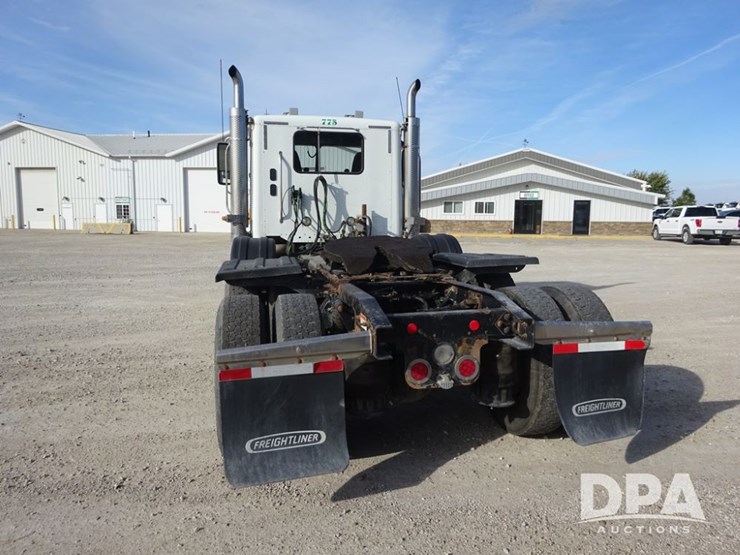 2018-freightliner-coronado-day-cab-glider-truck-(pz13985,-unit-775)-image-28