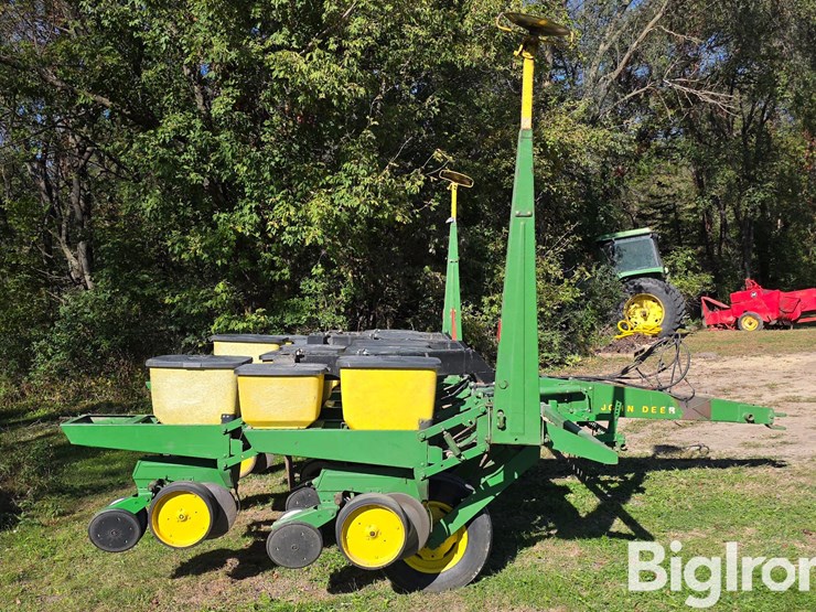 john-deere-7000-image-4