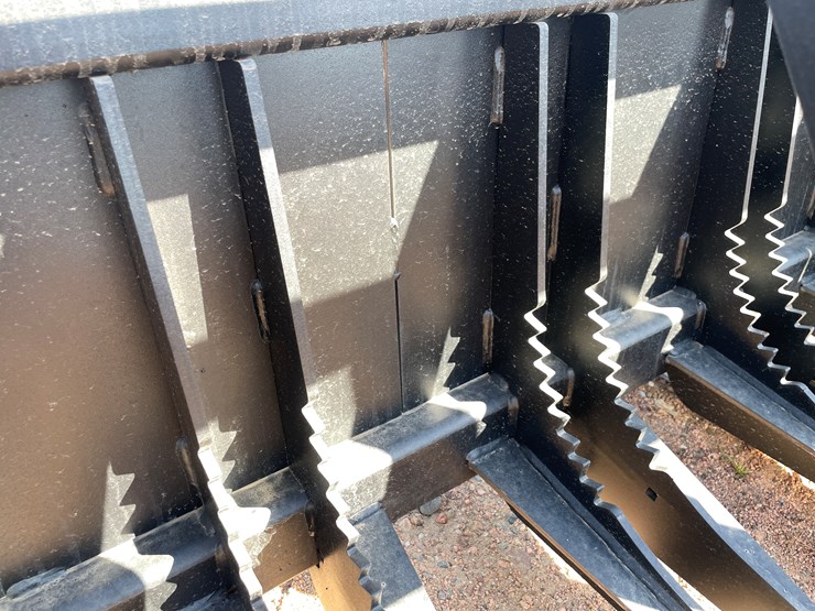 #4103-•-78"-heavy-brush-grapple-bucket-attachment-image-5