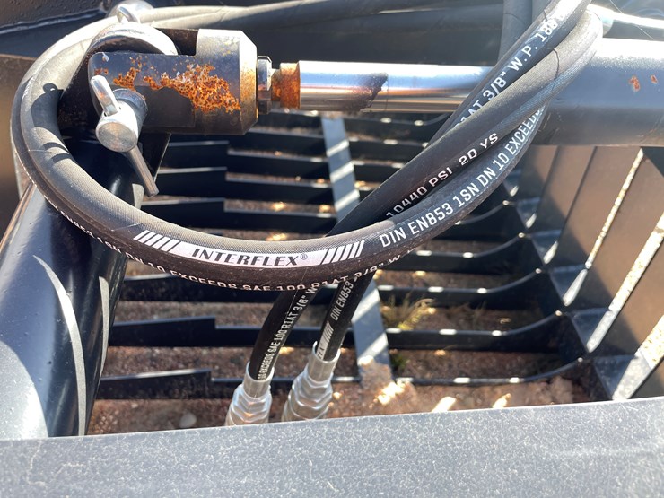 #4084-•-84"-skeletal-rock-grapple-bucket-attachment-image-16