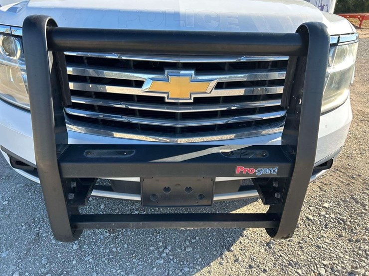 2020-chevrolet-tahoe-image-21