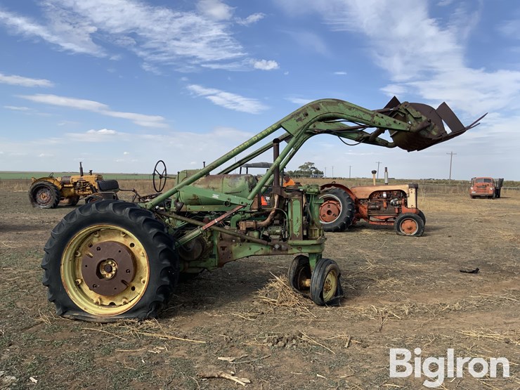 1956-john-deere-70-image-4