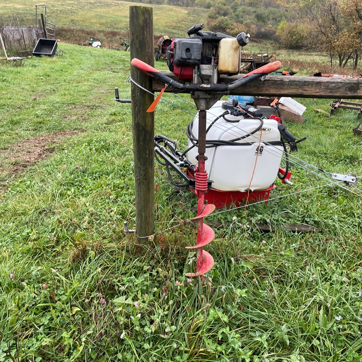 #8120 • Earthquake E43 Power Earth Auger