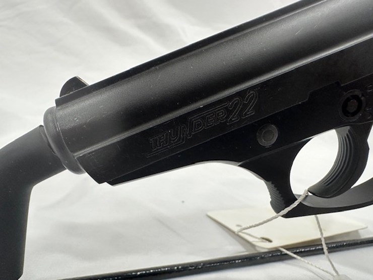 #2025-00052-•-bersa-thunder-22-pistol-image-9