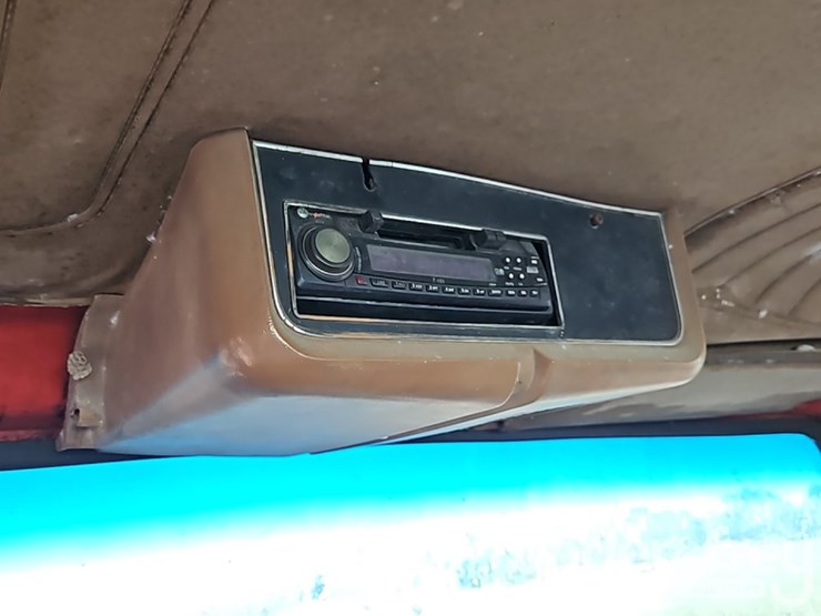 1988-ford-l8000-image-37