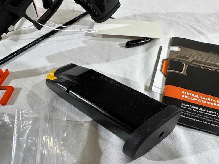 #2025-00038-•-taurus-gx2-pistol-image-7