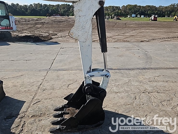 bobcat-331g-image-15