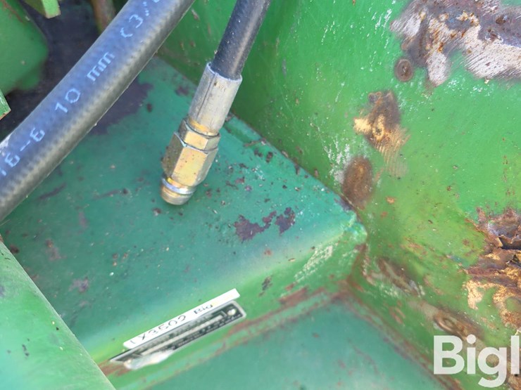 john-deere-27-image-13