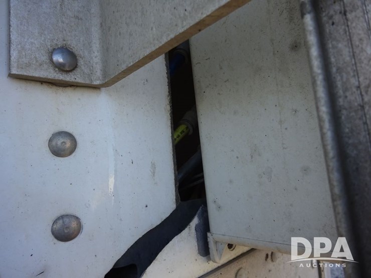 2018-wilson-hopper-bottom-image-98