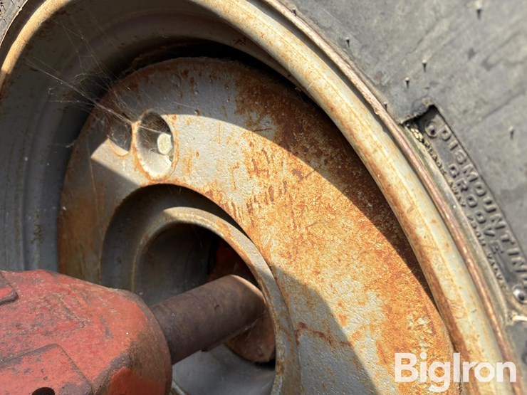 1976-massey-ferguson-1805-image-19