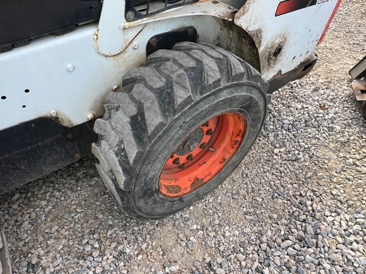 bobcat-s570-image-13