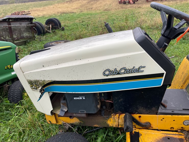 #9624-•-cub-cadet-1615-riding-lawn-mower-image-14