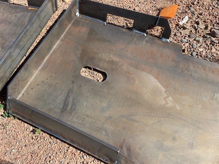 #4132-•-universal-adaptor-plate-image-3