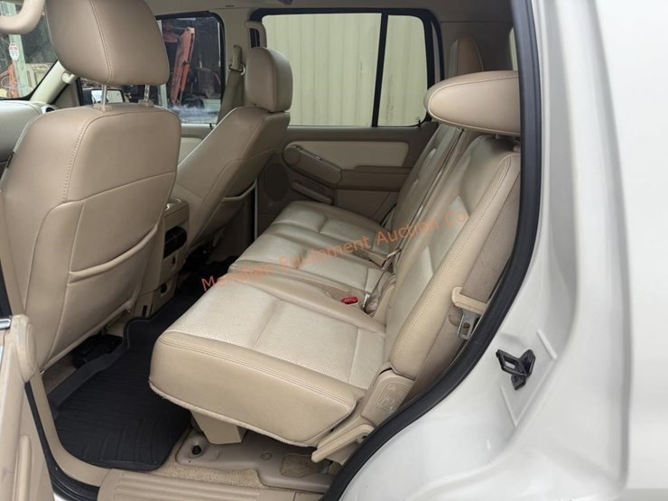 2007-mercury-mountaineer-image-16