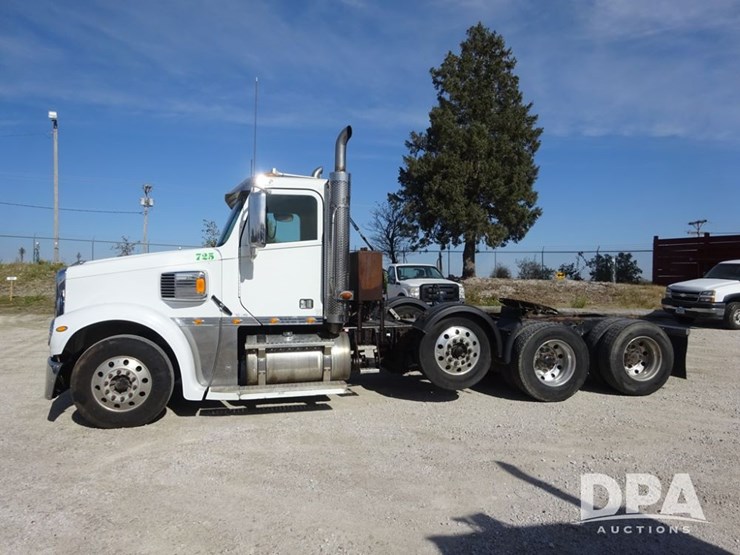 2017-freightliner-coronado-day-cab-glider-truck-(pz13993,-unit-725)-image-36