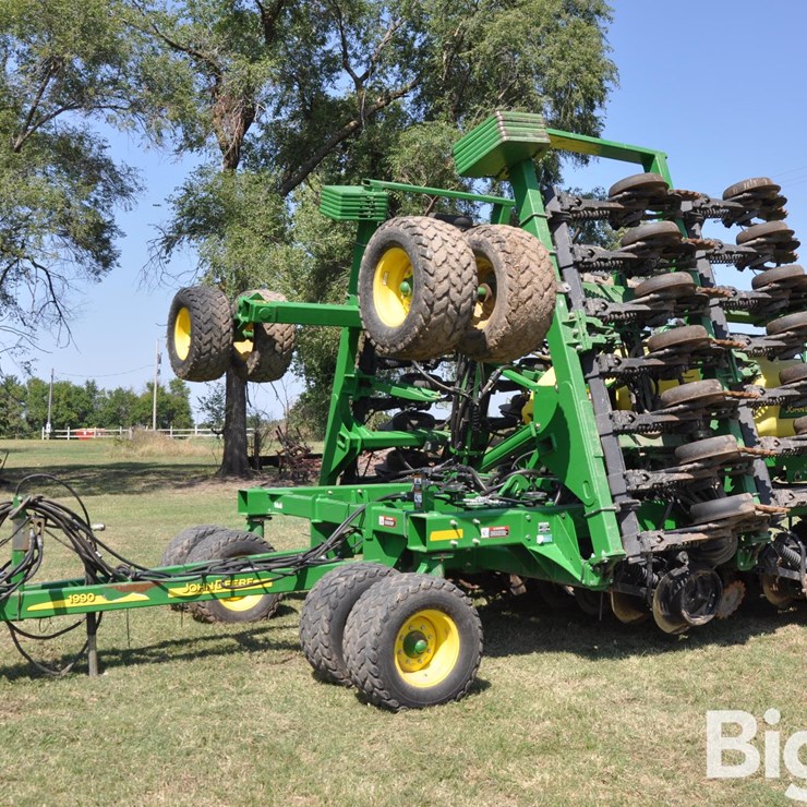 JOHN DEERE 1990
