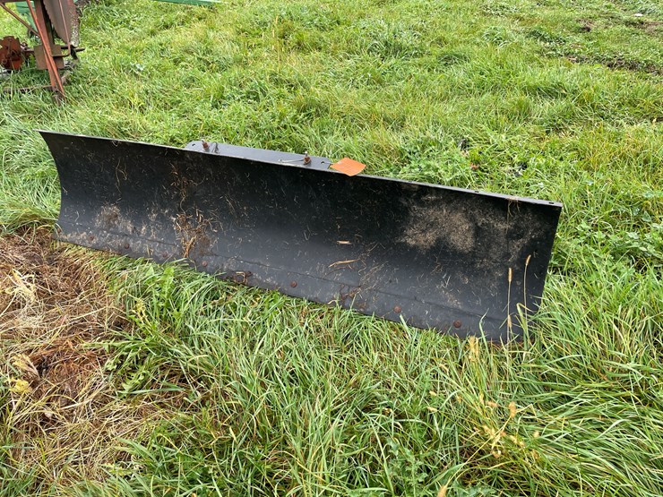 #8131-•-72"-atv-plow-image-1