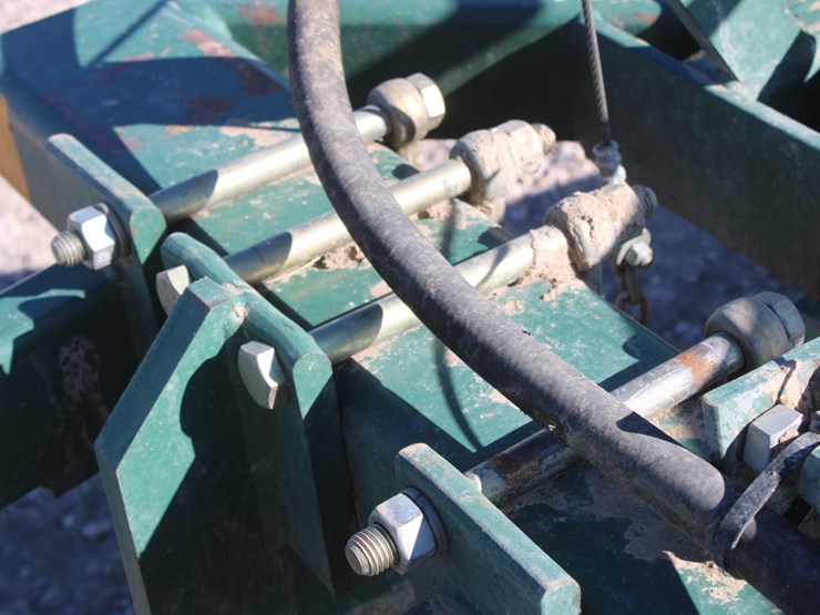 2003-john-deere-8000-image-39