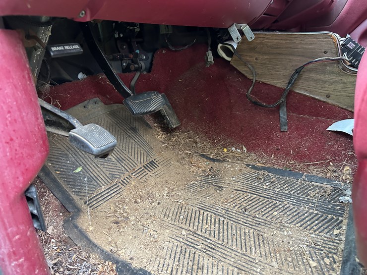 1995-ford-f350-xlt-image-49