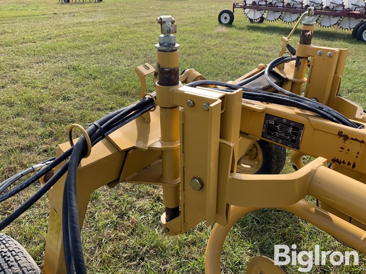 2018-vermeer-r2300-image-15