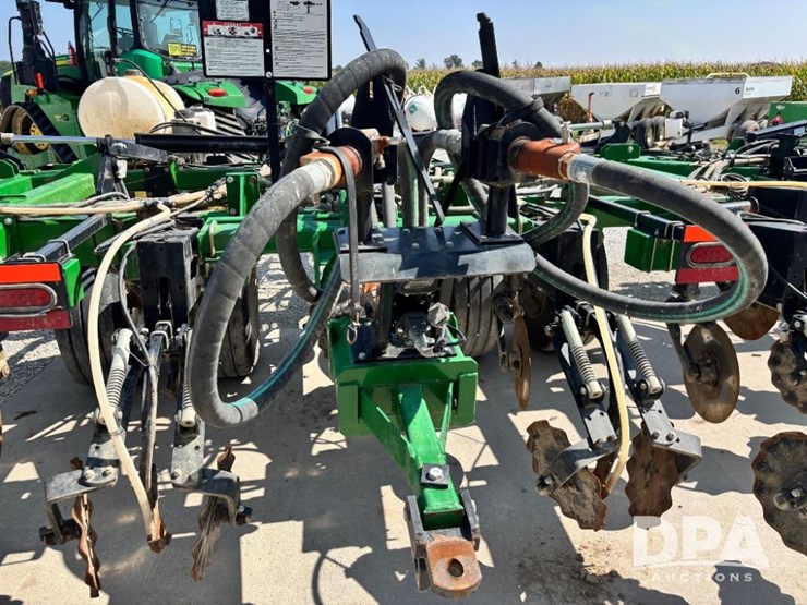 2021-unverferth-3500-image-45