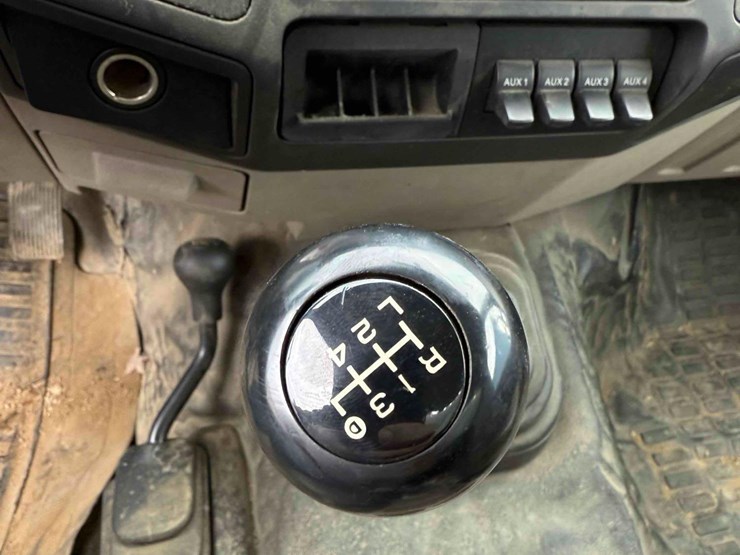 2007-ford-f550-image-18