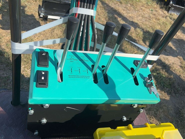 mini-excavator-mh12rx-image-25