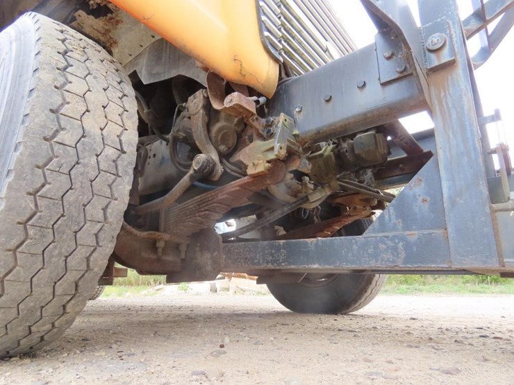 1996-ford-l9000-image-27